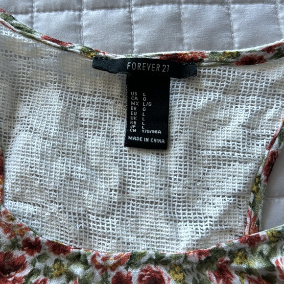 Forever 21 ladies tank top - Picture 5 of 5